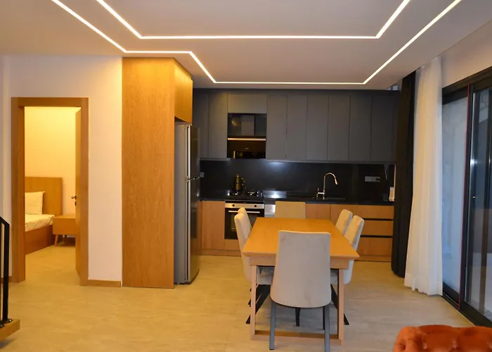 Boyalikta Sueper Lueks * Çeşme